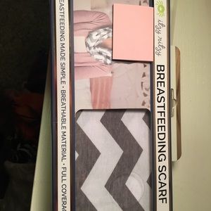 Breast feeding scarf